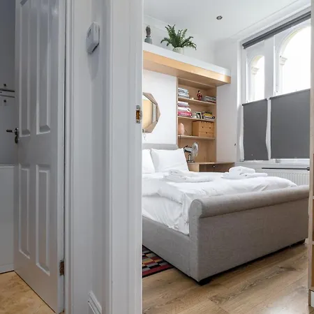 Guestready - Charming Retreat In West Green London Room photo