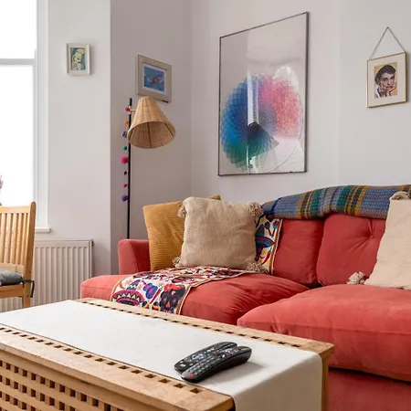 Guestready - Charming Retreat In West Green London Room photo