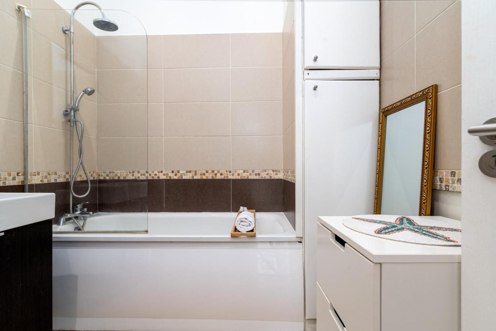 Апартаменты Guestready - Charming Retreat In West